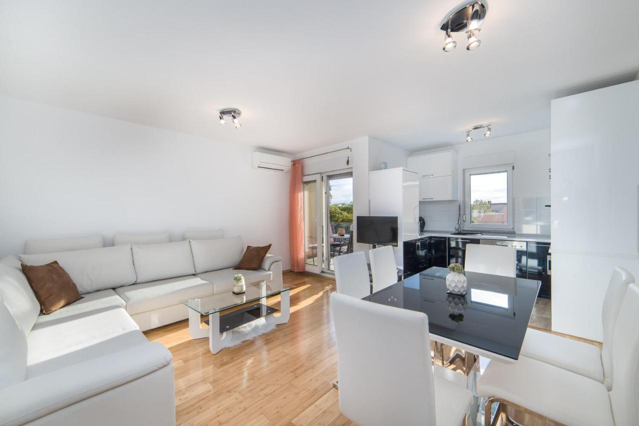 Apartments Crystal Makarska Quarto foto